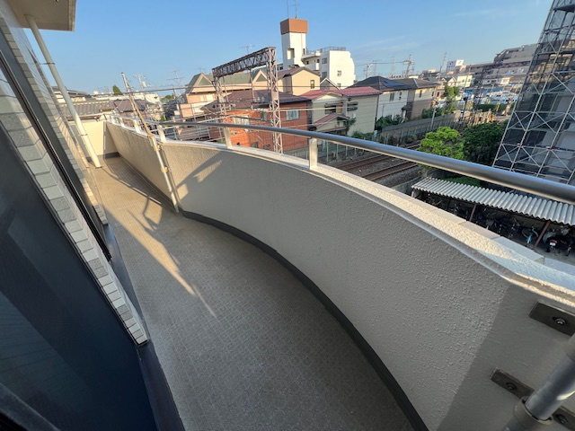 【バルコニー】 | ラマージュ長後 | バルコニーがあります