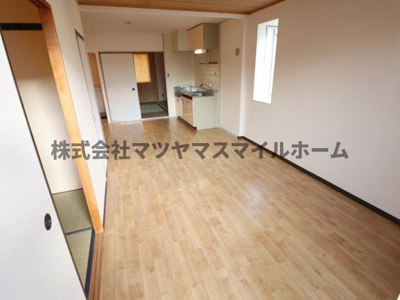 【居間・リビング】 | Ｋ・エステートビューラーA棟