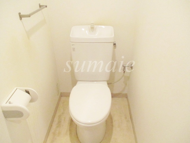 ラージベルティのトイレ|バストイレ別☆