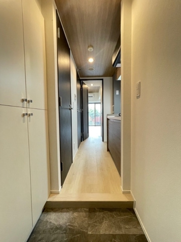 新品家具付きマンション吾妻橋6(KaGood東京)の玄関