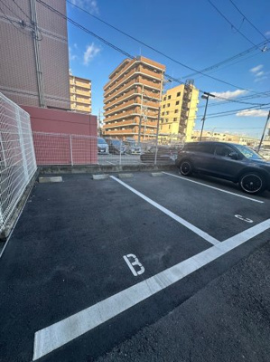 【駐車場】 | サウスステーション公輝