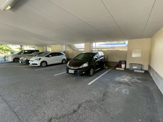 アクティ五月が丘の駐車場|駐車場です