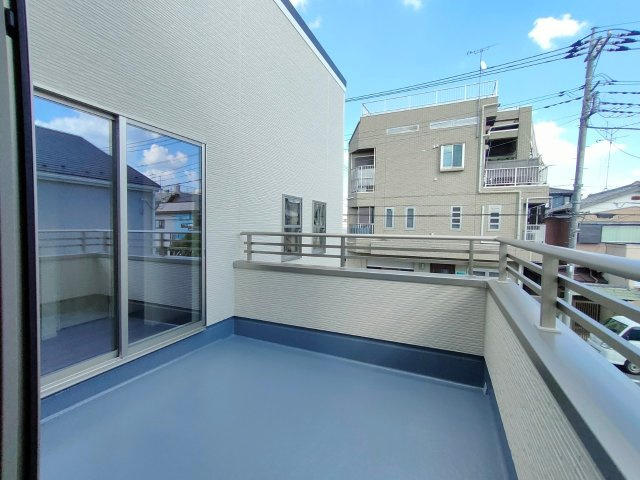 三郷市　彦川戸1丁目　新築戸建　全1棟のバルコニー|施工例です