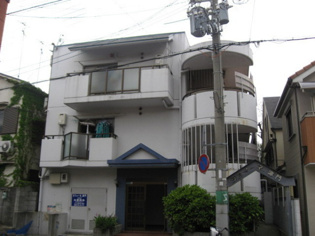 敷地内に駐輪スペースあります☆