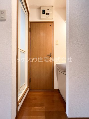 エクメール西公園の洗面所|※302です。