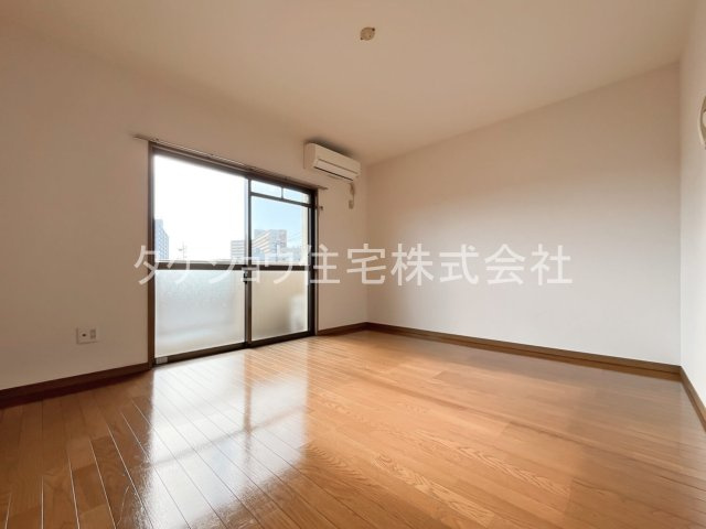 エクメール西公園の居間・リビング|※302です。