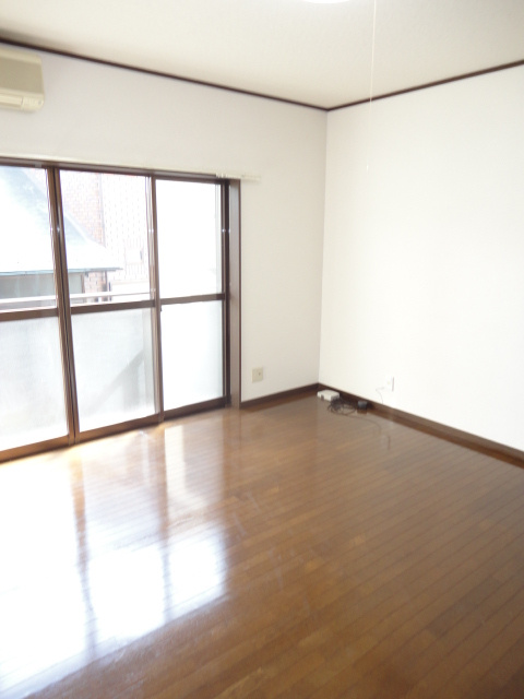 コーラルコートの居間・リビング