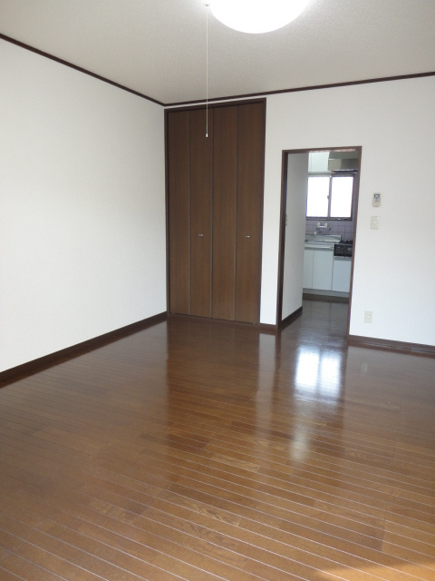 コーラルコートの居間・リビング