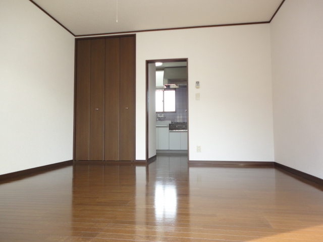 コーラルコートの居間・リビング