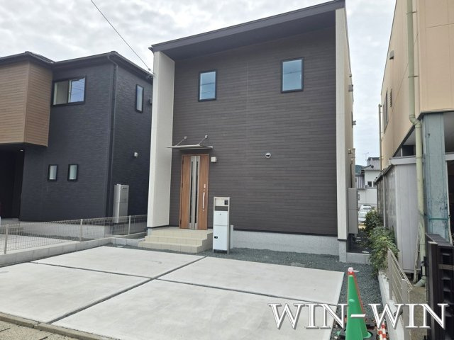 多米中町戸建貸家 1の外観