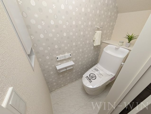 多米中町戸建貸家 1のトイレ