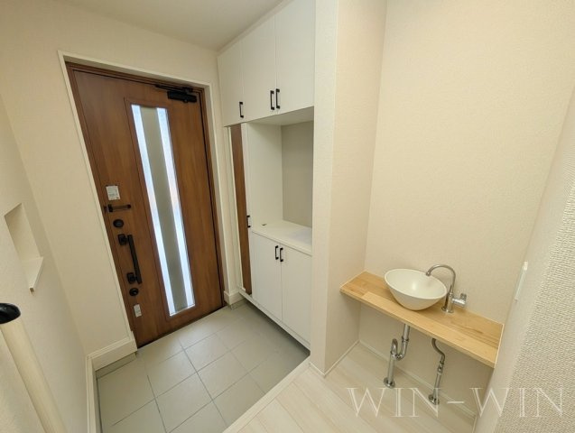 多米中町戸建貸家 1の玄関