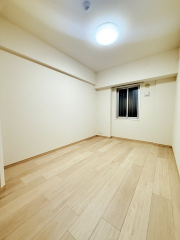 【洋室】 | ローレルコートかしわ台 | 約6.0帖洋室になります。
主寝室にいかがでしょうか。