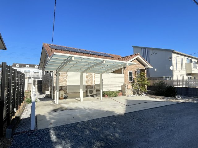 玉村町大字下新田　中古2790の前面道路含む現地写真