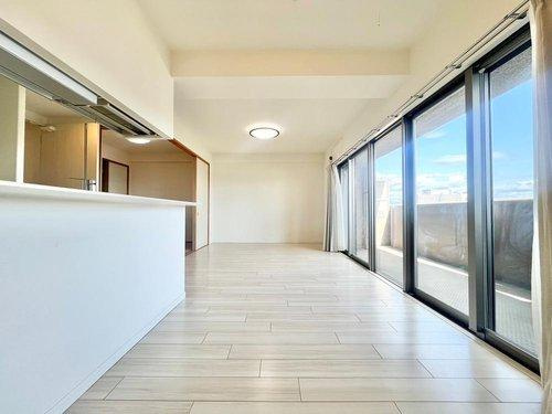 アルファステイツ土佐町の居間・リビング|LDK