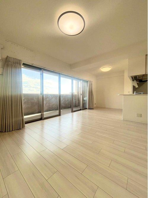 アルファステイツ土佐町の居間・リビング|LDK②