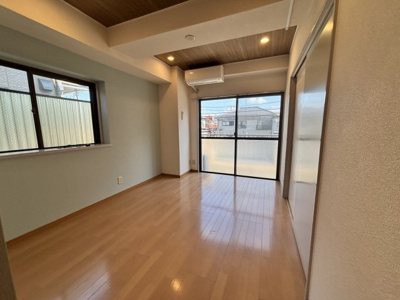 【寝室】 | サニープレイス85