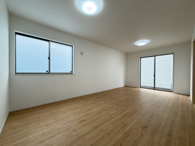 【居間・リビング】 | 読谷村瀬名波（全2棟） | A号棟　LDK16.62帖♪