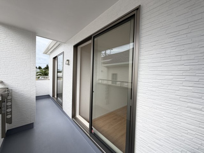 【バルコニー】 | 読谷村瀬名波（全2棟） | A号棟　2部屋続、インナーバルコニー♪