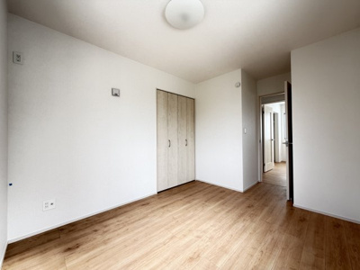 【洋室】 | 読谷村瀬名波（全2棟） | A号棟　洋室5.75帖＋CL付き♪