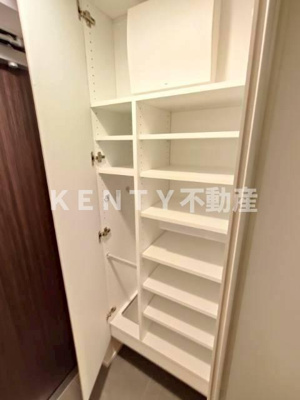 【収納】 | スタイリオ池上ＳＯＵＴＨ | たっぷりとした収納スペースです