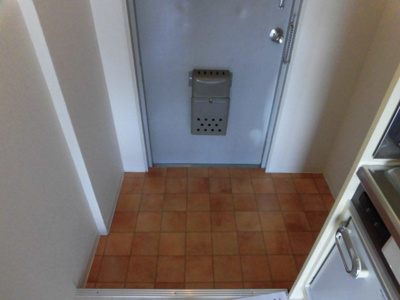 【玄関】 | シャトー相川 | きれいな玄関です