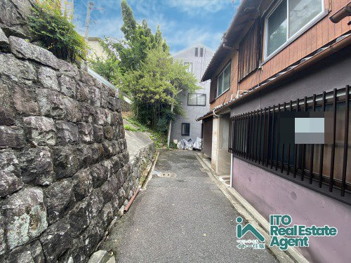 岡崎西福ノ川町　京町家の前面道路含む現地写真