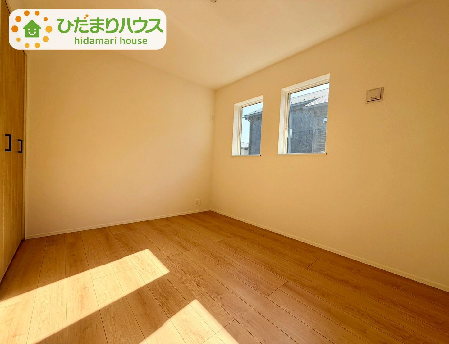 野田五木新町　新築戸建　1号棟の洋室|木の温もりがやさしいフローリング	♪			
