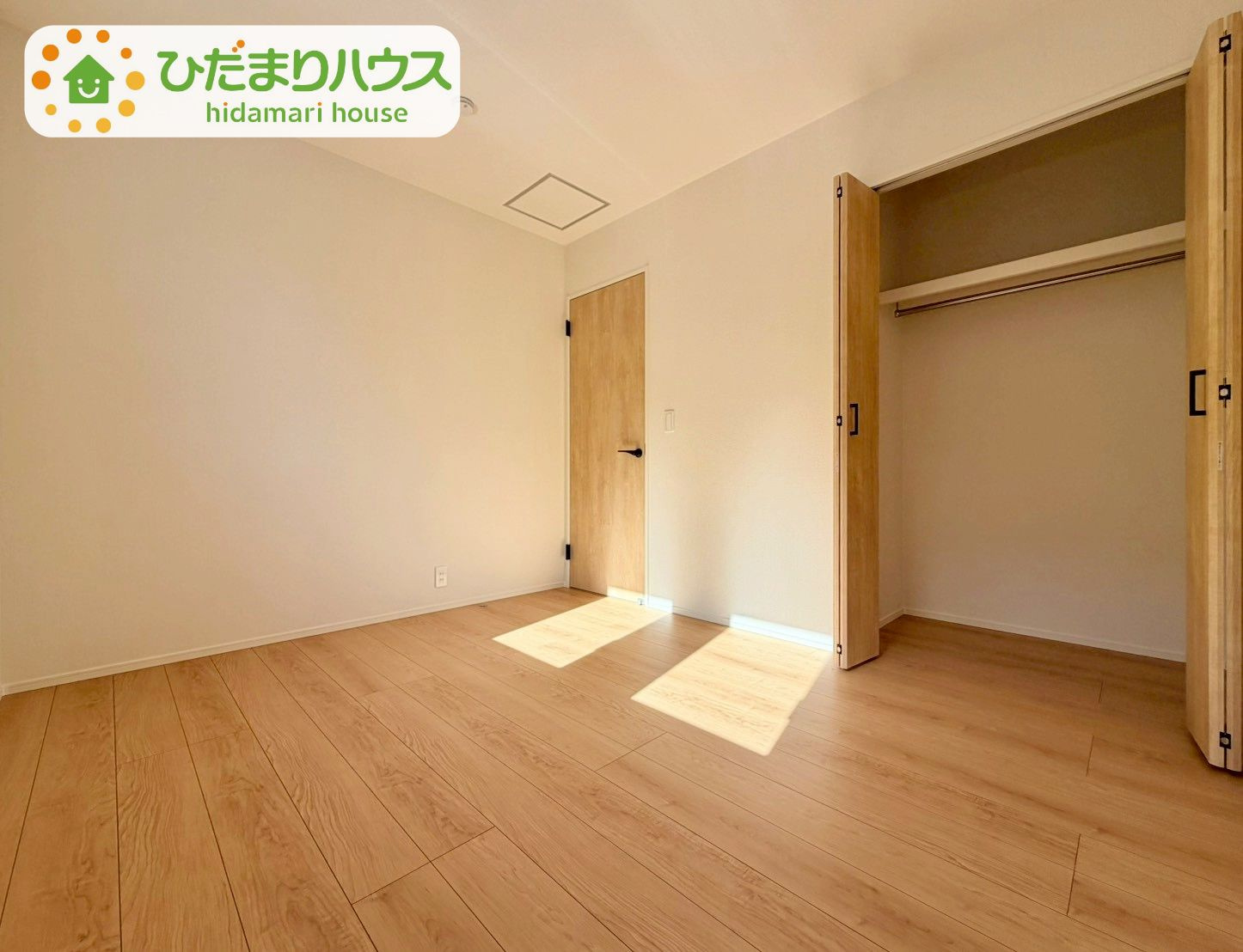 野田五木新町　新築戸建　1号棟の洋室|居室にゆとりが持てる大収納クローゼット付き♪					
