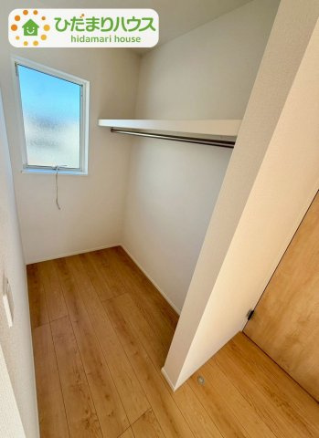 野田五木新町　新築戸建　1号棟の収納|お気に入りの服やバッグがたっぷりしまえるウォークインクローゼットがあります♪							
