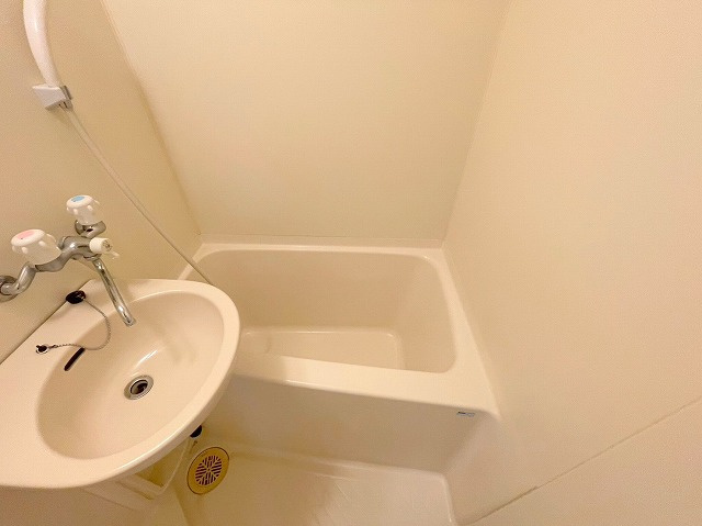 メルヘンハイツの浴室