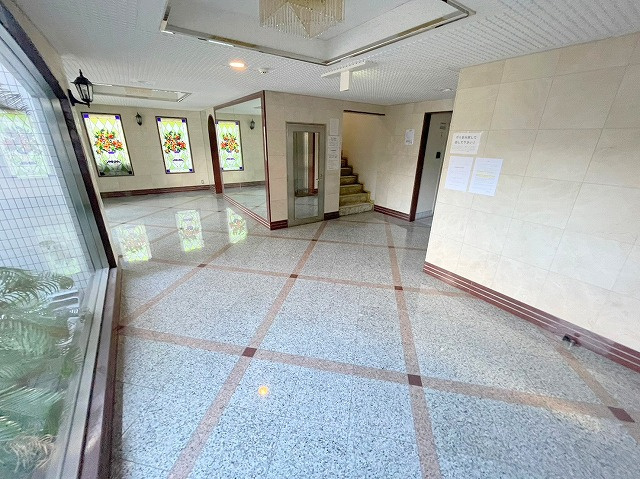 メルヘンハイツのロビー