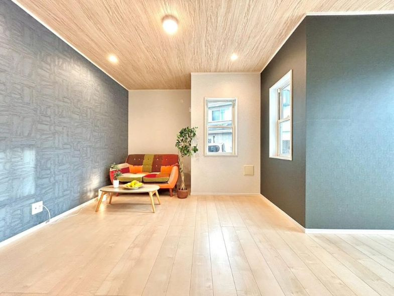 堺市堺区賑町２丁　中古戸建の居間・リビング