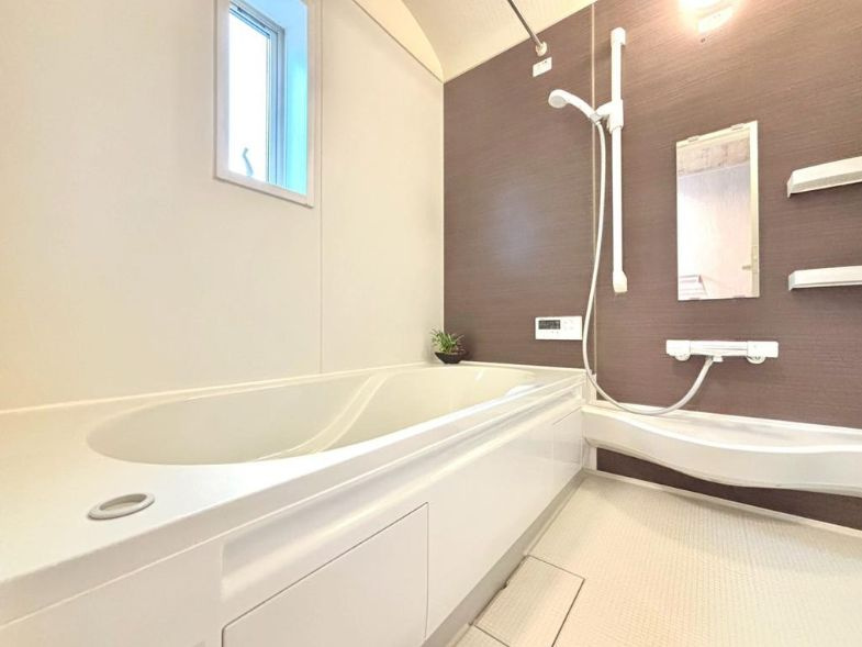 堺市堺区賑町２丁　中古戸建の浴室