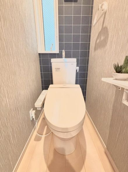 堺市堺区賑町２丁　中古戸建のトイレ
