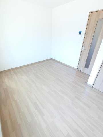 イーストランド稲毛の洋室