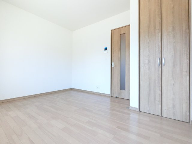 イーストランド稲毛の居間・リビング