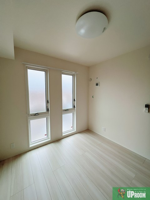 サニーフラット岡Ⅱの居間・リビング