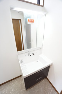 【独立洗面台】 | 【仲介手数料不要】四街道市もねの里2丁目　中古戸建【内・外装リフォーム完了済み】