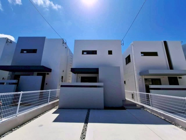 クローバーエース嘉手納屋良　4号棟