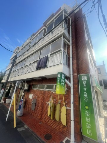 ウェスト青山の外観
