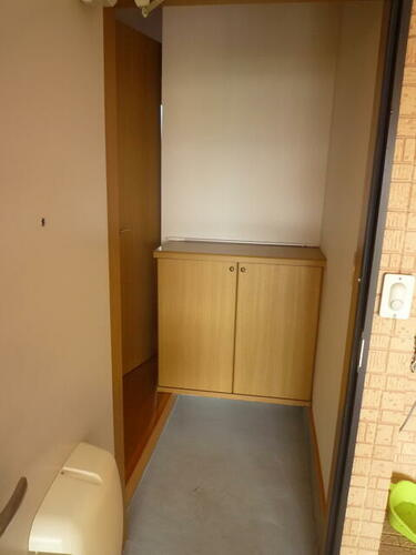 一本木ガーデンの玄関