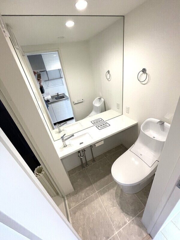 アザーレ・ターコイズよみうりランド前の洗面所|別部屋の参考写真です。