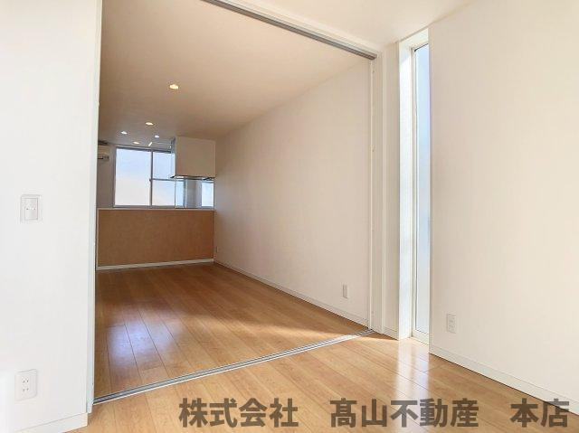 エクリュ光岡　Aの居間・リビング