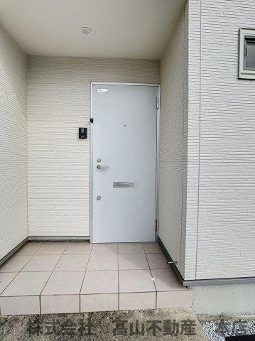 エクリュ光岡　Aの玄関