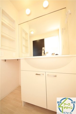 グランアヴァンティⅡの独立洗面台|※類似部屋