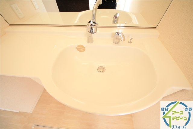 グランアヴァンティⅡの独立洗面台|※類似部屋