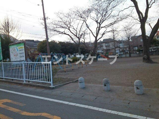 ジェルメ・コリーヌの設備|峰下児童公園まで650m
高崎、前橋のお部屋探しはエンドスケープまで！お客様の理想お聞かせ下さい♪