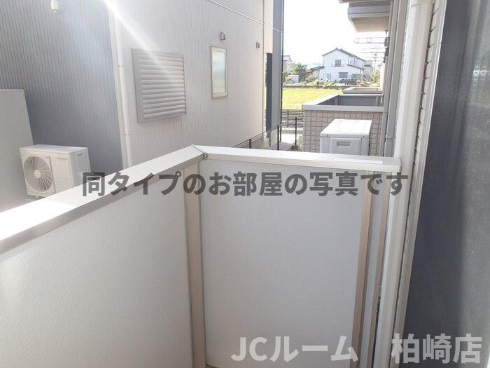 柏崎市三和町のアパートのバルコニー