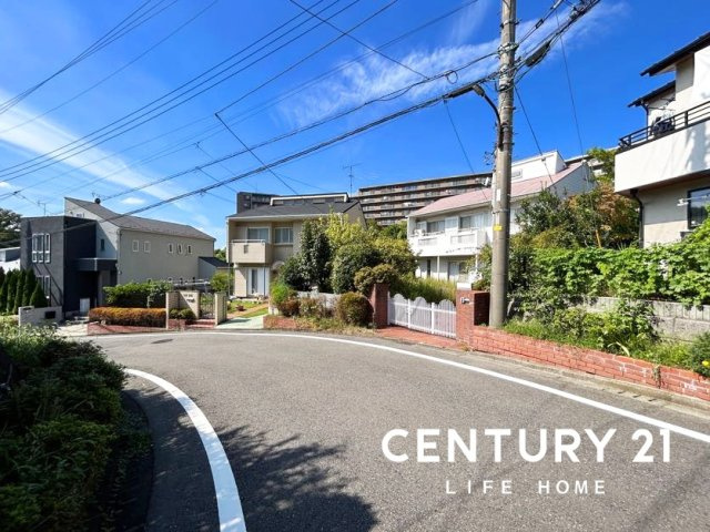 【前面道路含む現地写真】 | 小田急線「玉川学園前」条件なし売地